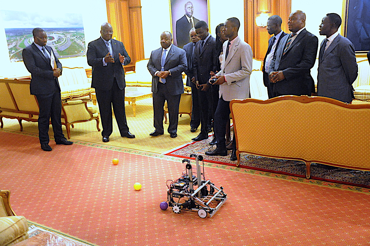 ABO et les participants aux olympiades technologiques First Global Challenge 2017!