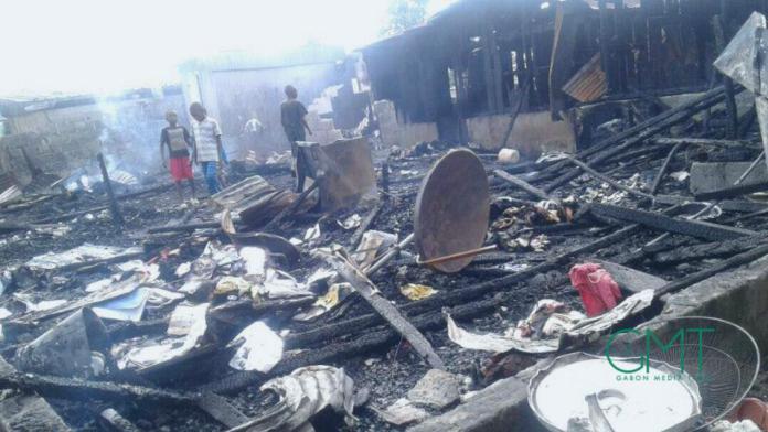 Quatre maisons et des jumelles de 2 ans disparaissent dans les flammes au cours d&rsquo;un incendie à Akébé!