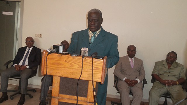 Sortie de l’Union nationale!