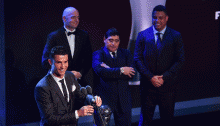Cristiano Ronaldo sacré meilleur joueur cette année par la FIFA!