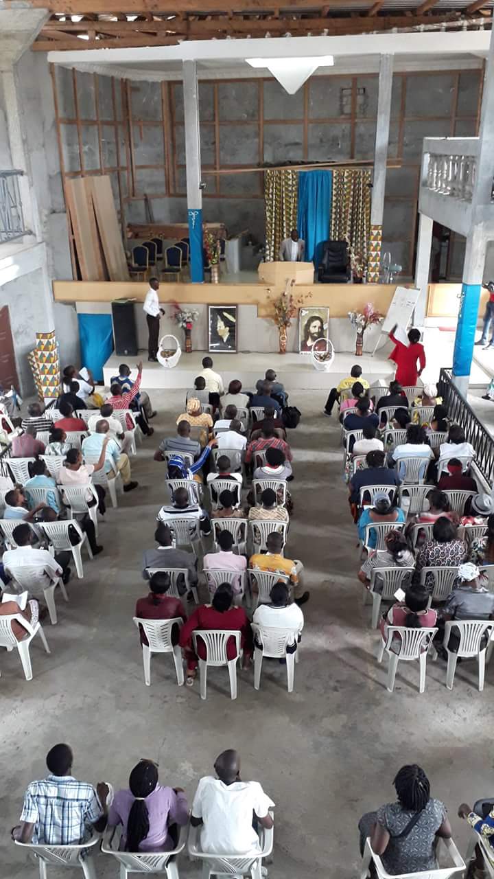 « Moi je pars de la parole à l’acte, je fais ce que Dieu me demande de faire et c’est ça sa parole » dixit l’apôtre Emmanuel  Bienvenue !