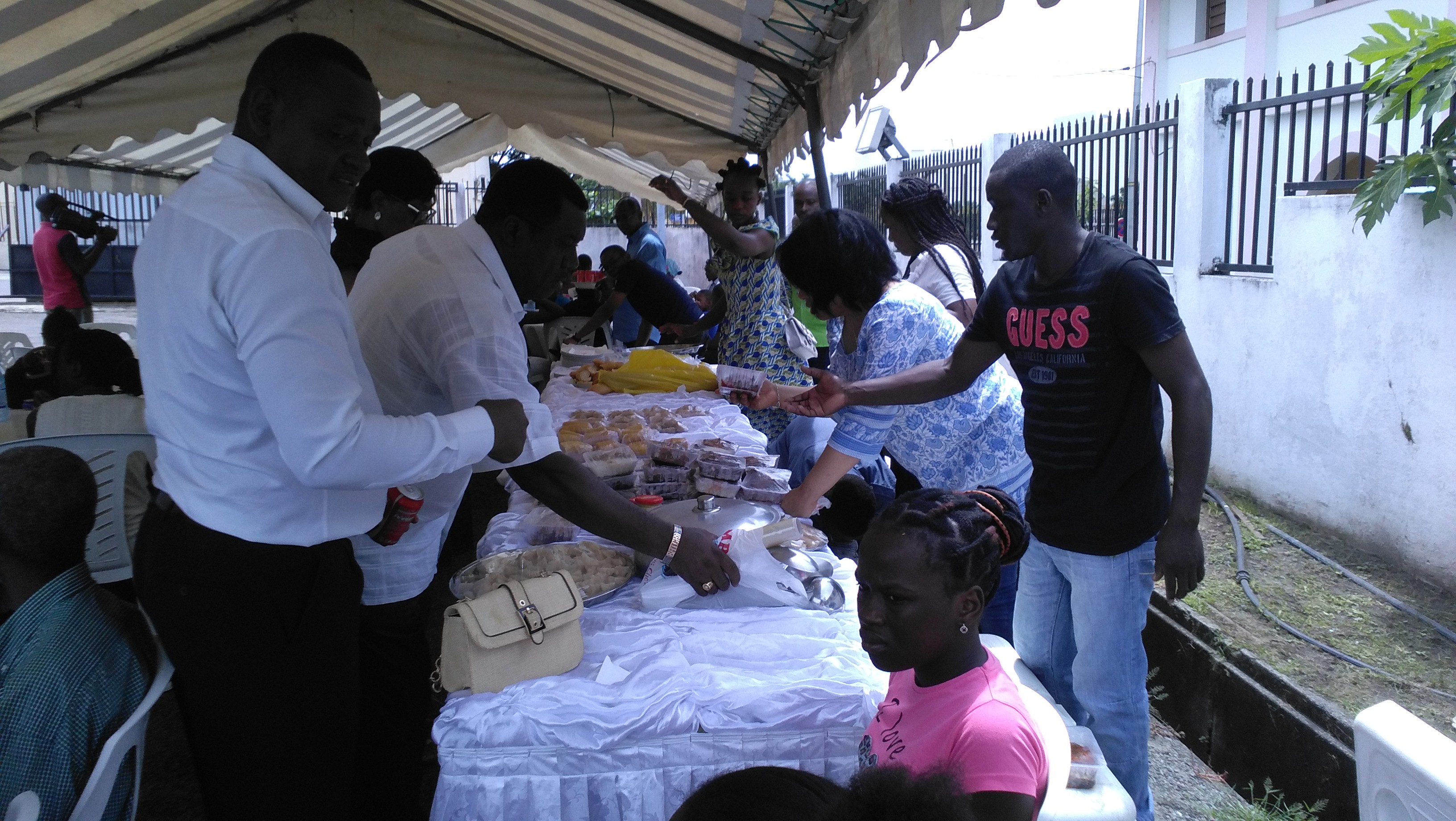 Journée mondiale de la pauvreté à Libreville : l’église saint pierre dans la danse !