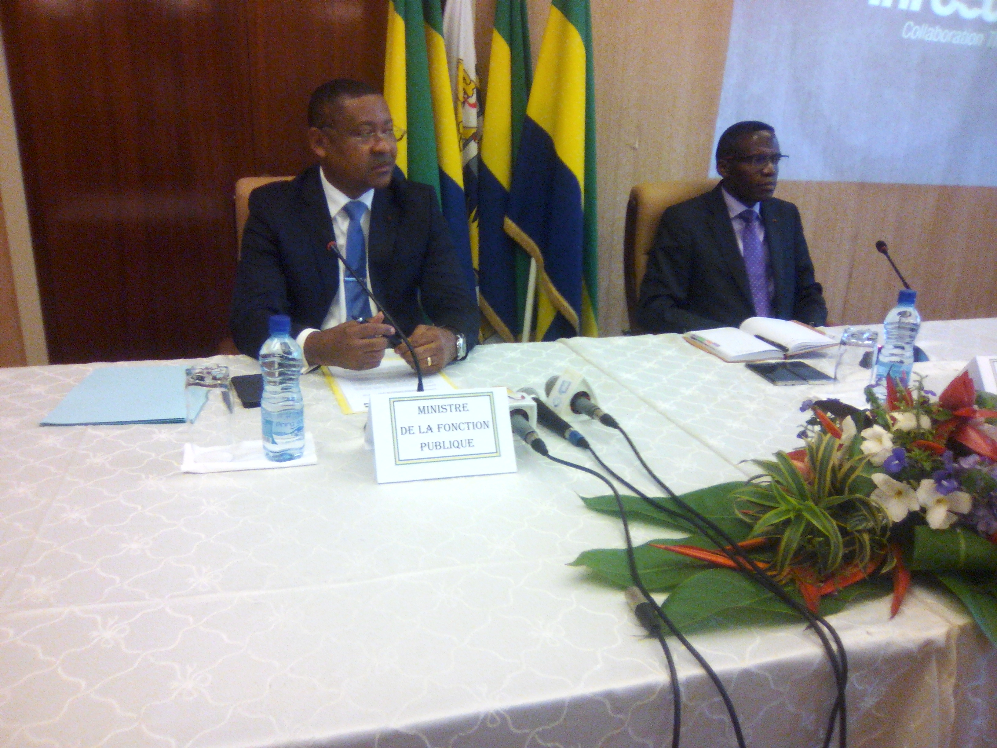 Campagne d’information sur la nouvelle gestion des ressources humaines de l’état dans les ministères : Jean Marie Ogandaga sensibilise les flics !