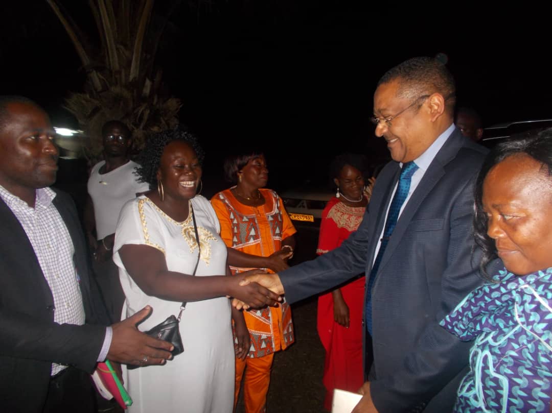 Visite du membre du bureau politique du PDG chez les femmes du  1er arrondissement 1er siège de la commune d’Akanda !