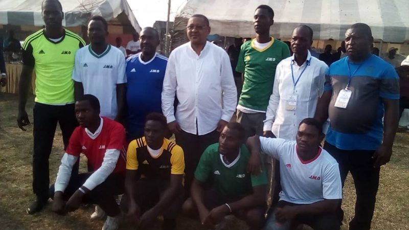 Jean Marie Ogandaga lance le Tournoi de l’unité de la jeunesse consciente d’Akanda!