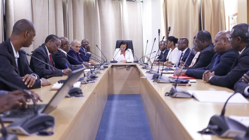 La question de l&rsquo;adéquation formation-emploi mise sur la table du Ministre de l’emploi!