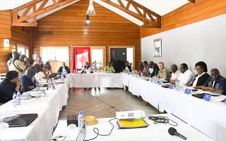 Séminaire gouvernemental sur la maitrise des outils de communication: Il faudrait parfois lire à l&rsquo;envers des images officielles !