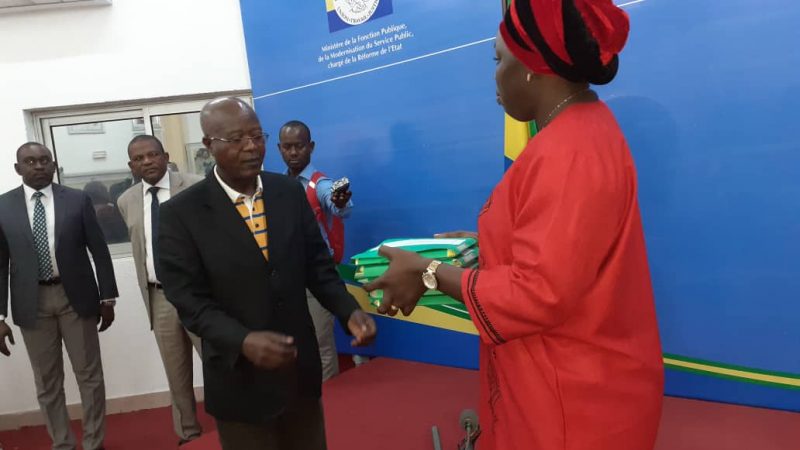 Régularisation de 1013 agents de la fonction publique.