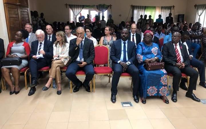 Cermel: le microscope re ouvert!