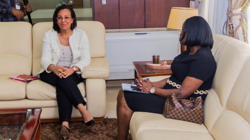 Le PRODECE au centre des échanges entre Madeleine Berre et la représentante de la Banque Mondiale!