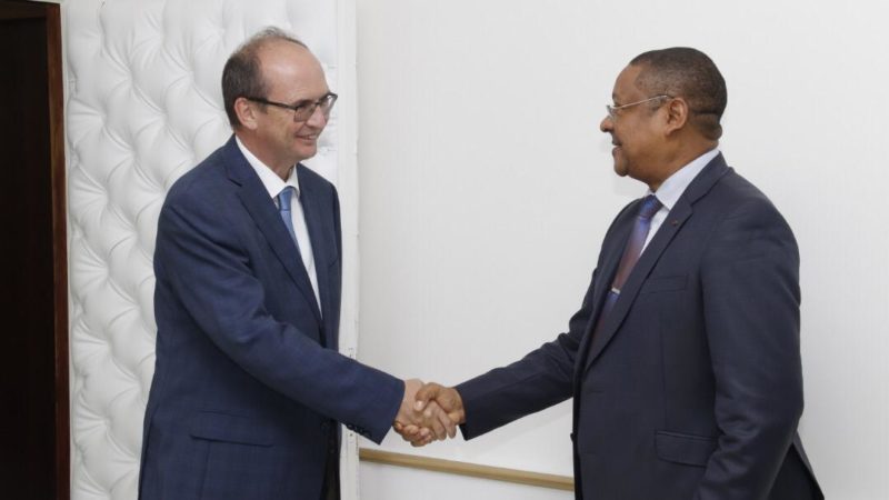 L&rsquo;ambassadeur de la Russie au Gabon chez le ministre de l&rsquo;économie et des finances!