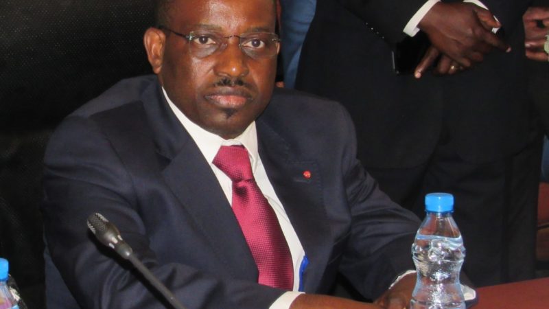 Le ministre Vincent de Paul Massassa fait la promotion du pétrole Gabonais à Houston