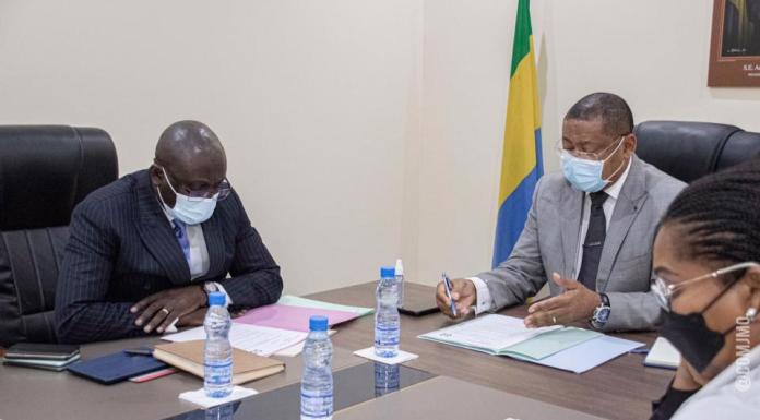 Séance de travail entre jean Marie Ogandaga et Léon Armel Bounda Balonzi !