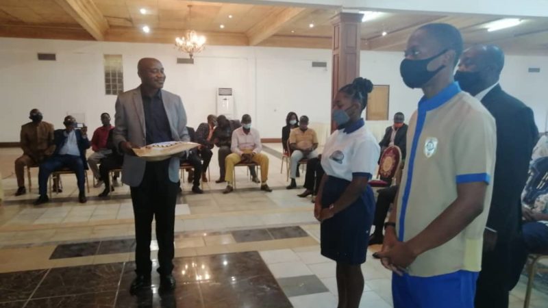 12 millions pour les candidats du BAC originaire de la Ngounie !