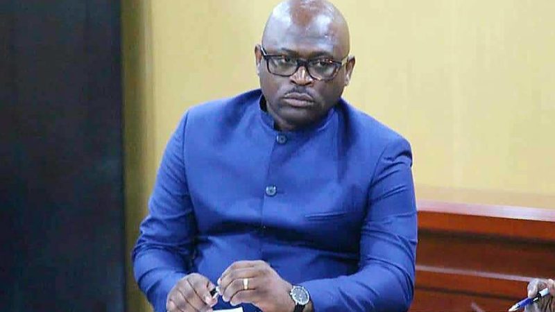 Politique : le RV a un nouveau chef….mais ?