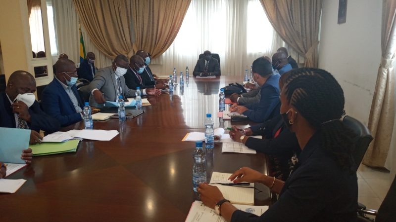 Réunion entre Léon Armel Bounda Balonzi et le regroupement professionnel des pétroliers: Le bilan de la RUR était au centre des débats!