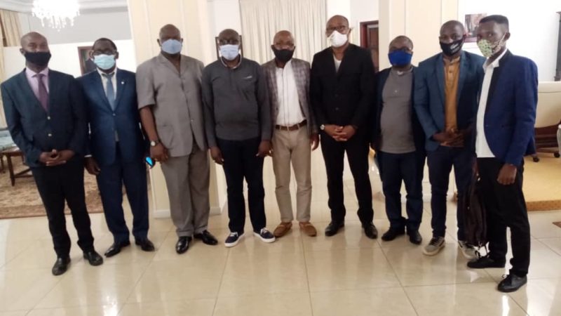 Le collectif des fils de l&rsquo;Ogoulou chez Léon Armel Bounda Balonzi !