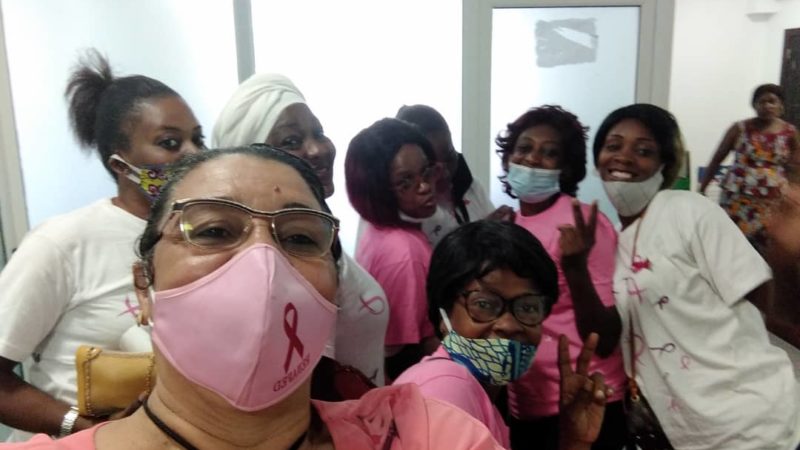 Octobre rose: L&rsquo;honorable Sylvie Kotha Nzamba, avec ses populations à l&rsquo;assemblée nationale !