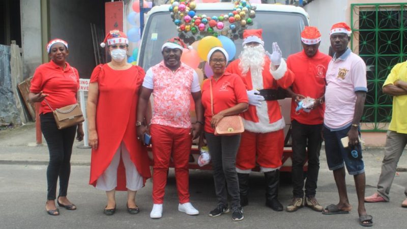 L&rsquo;honorable Sylvie Kotha initie une caravane père Noël pour conforter les tout- petits !
