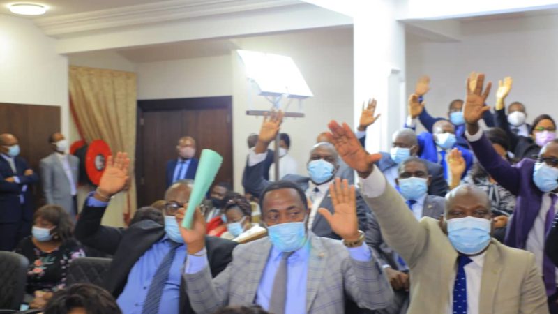 Révision de la constitution  adoptée à 89,09% par le congrès du parlement !