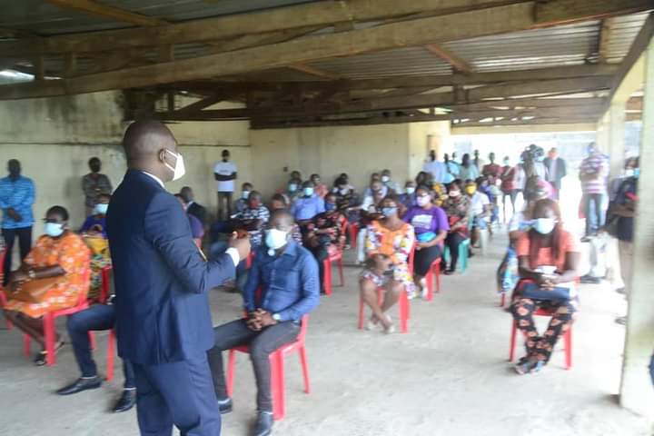 Rencontre entre l’inspecteur général municipal et les agents municipaux sensiblisateurs de la caravane Covid-19 !