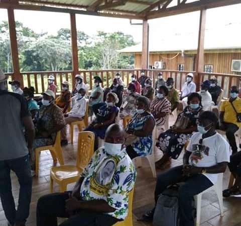 PDG/BOKOUÉ : Alain Valéry Borobu-Bu-Bussambe échange avec les structures de base