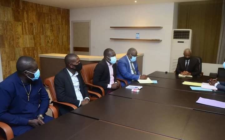 HDV : Vers une levée sous conditions de l&rsquo;interdiction de vente de friperie !