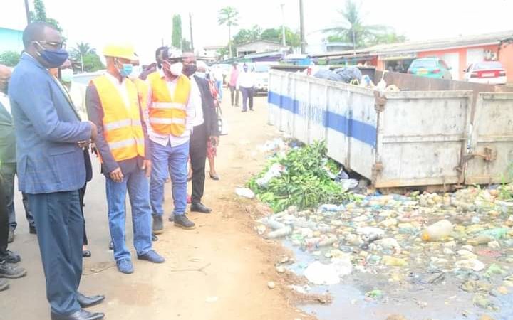 Lutte contre l&rsquo;insalubrité : Eugène Mba dans certains arrondissements de Libreville !