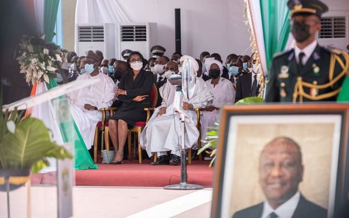 Côte d&rsquo;Ivoire : Ossouka Raponda envoyée spéciale du Chef de l&rsquo;État aux obsèques d&rsquo;Hamed Bakayoko