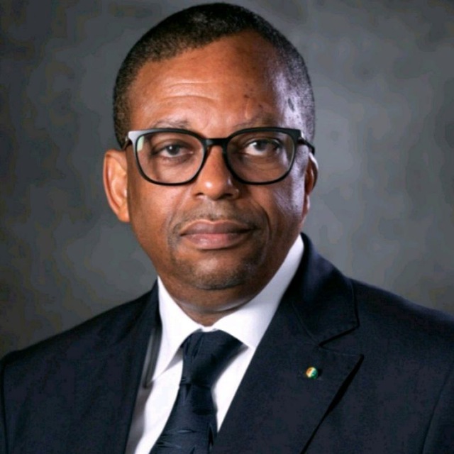 Libre propos d’ Edgard Anicet MBOUMBOU MIYAKOU/ Vaccin contre le Covid-19: l’espoir de reprendre rapidement une vie normale !