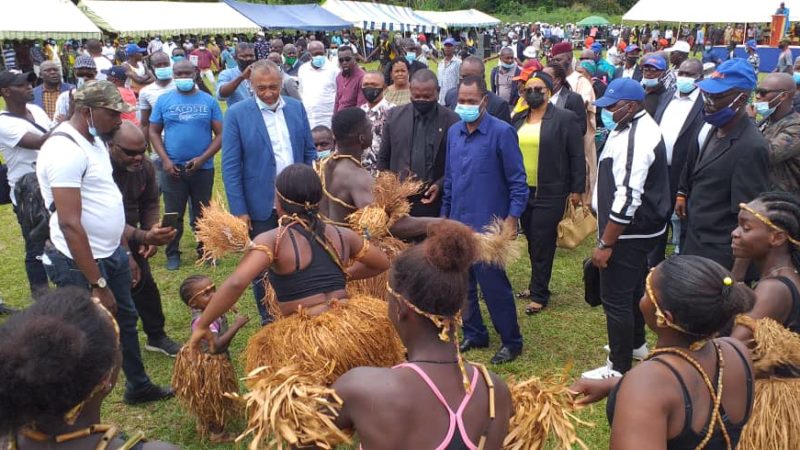 Meeting de Ndémezo&rsquo;o à Bitam: ils ont bravé les mesures sanitaires