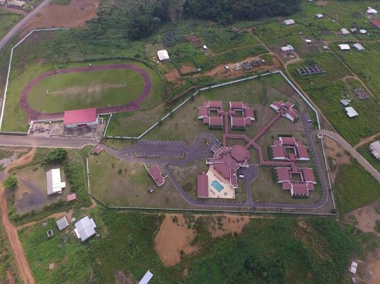 Gabon: la BDEAC débloque 1 milliards pour la construction d’un complexe commercial à Moanda