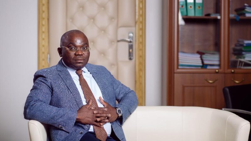 DGI :Retour sur l&rsquo;entretien du directeur général s&rsquo;agissant de l&rsquo;institution d&rsquo;un précompte de l’Impôt sur le revenu des personnes physiques (IRPP) sur la délivrance des titres de séjour en République gabonaise !