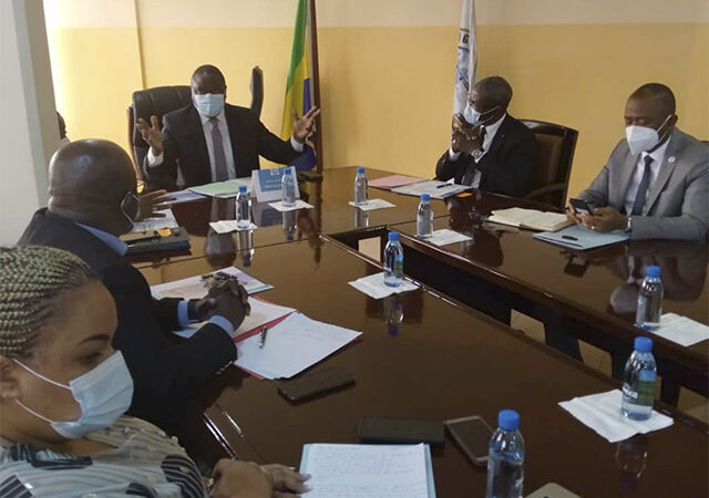 Lutte contre la vie chère : Brice Constant Paillat rencontre les directeurs généraux des entités intervenants sur l’activité portuaire