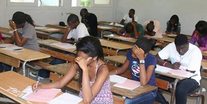 Gabon: baccalauréat 2021, sous fond de violation de principe de « coexistence des libertés »