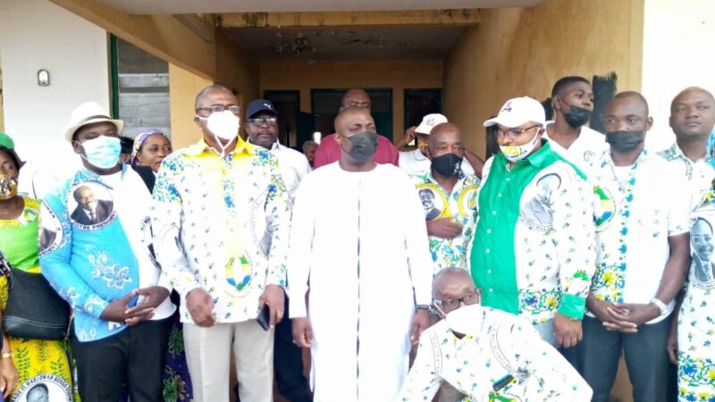 Politique : Le parti Union et Solidarité perd ses stratèges au profit du PDG