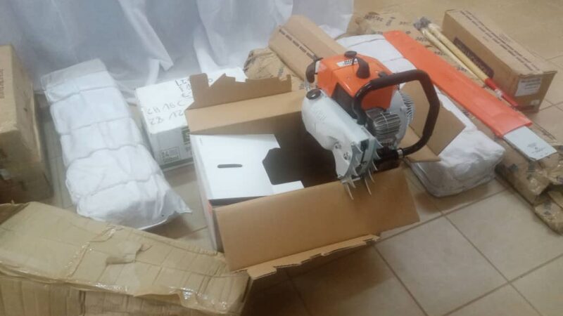 Gabon: Léon Armel BOUNDA BALONZI, fait un don de matériel agricole aux coopératives de Fougamou