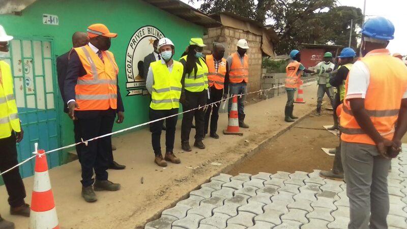 Gabon: Léon Armel Bounda Balonzi en visite d&rsquo;inspection des travaux de voiries urbaines de Libreville et Owendo