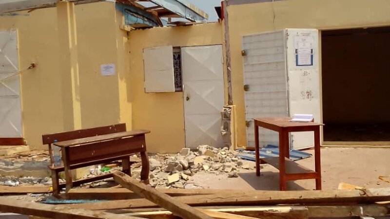 UOB: halte aux commerces installés sans autorisation !