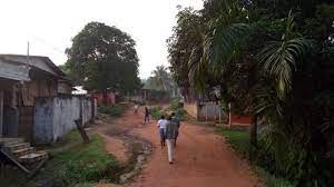 Gabon: aidé par sa famille, le violeur de Montalier est libre comme l’air!