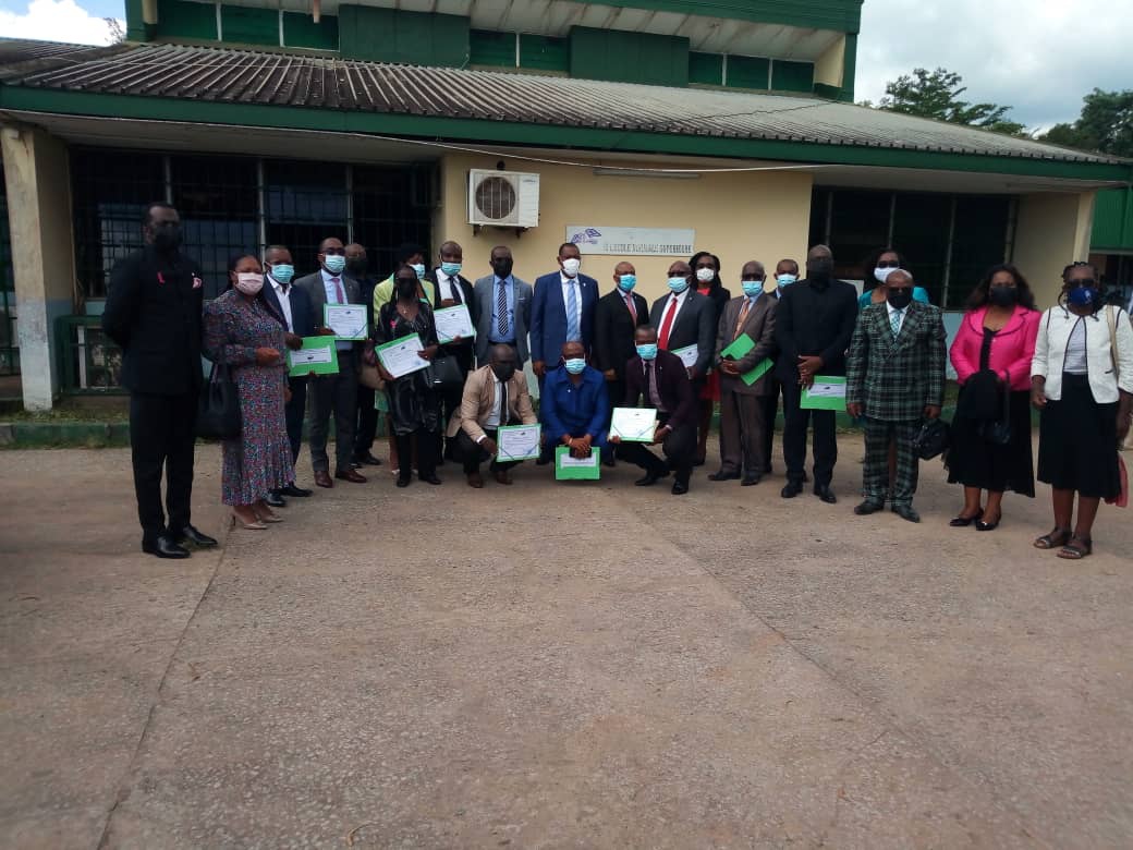 Remise des certificats de formation aux formateurs internes du Centre de formation et de documentation du Trésor