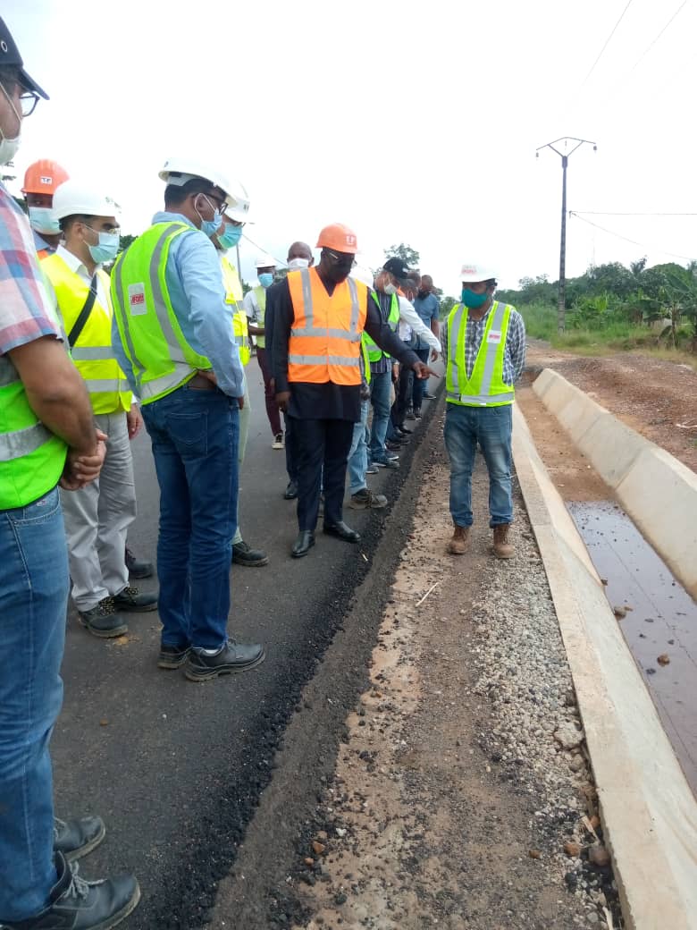 Transgabonaise : Léon Armel Bounda Balonzi sur le chantier au pk50 !