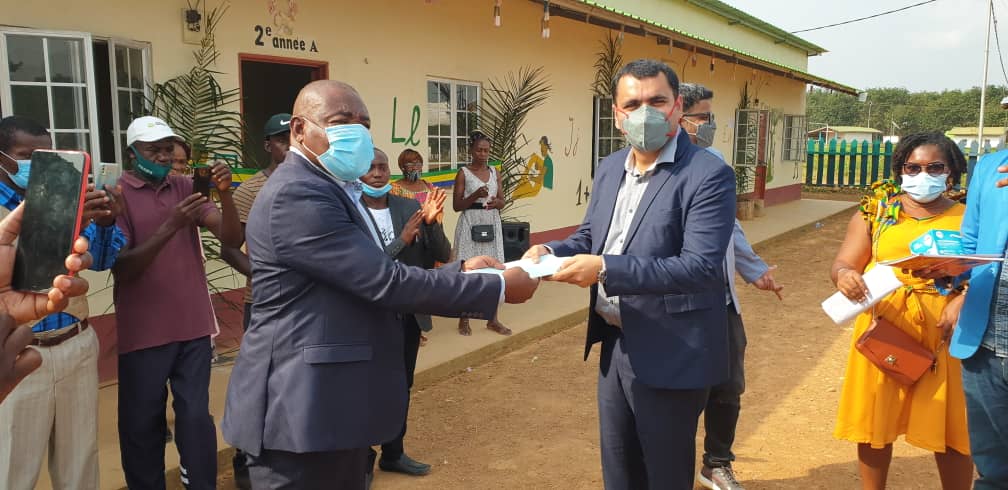 Inauguration de deux écoles au terme d’un partenariat entre Olam Rubber Gabon et l’État !