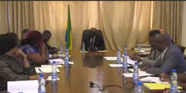Séance de travail entre le ministre des TP et les entreprises du BTP !