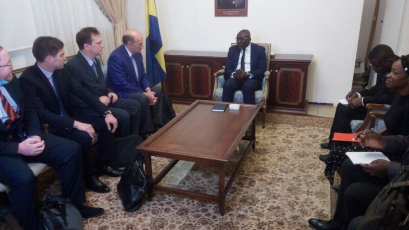 Echange fructueux entre Léon Armel BOUNDA BALONZI et les responsables de l&rsquo;entreprise MATIERE !