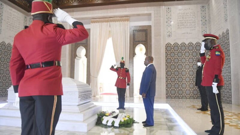 Ali Bongo rend hommage à Omar Bongo Ondimba pour le 13ème anniversaire de son décès