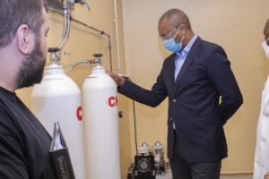 Des centrales d’oxygène pour les CHU de Libreville et d’Owendo !