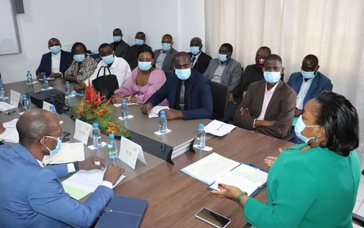 Camélia NTOUTOUME LECLERQ face aux promotionnaires ENS, ENI, ENSET et INJS!