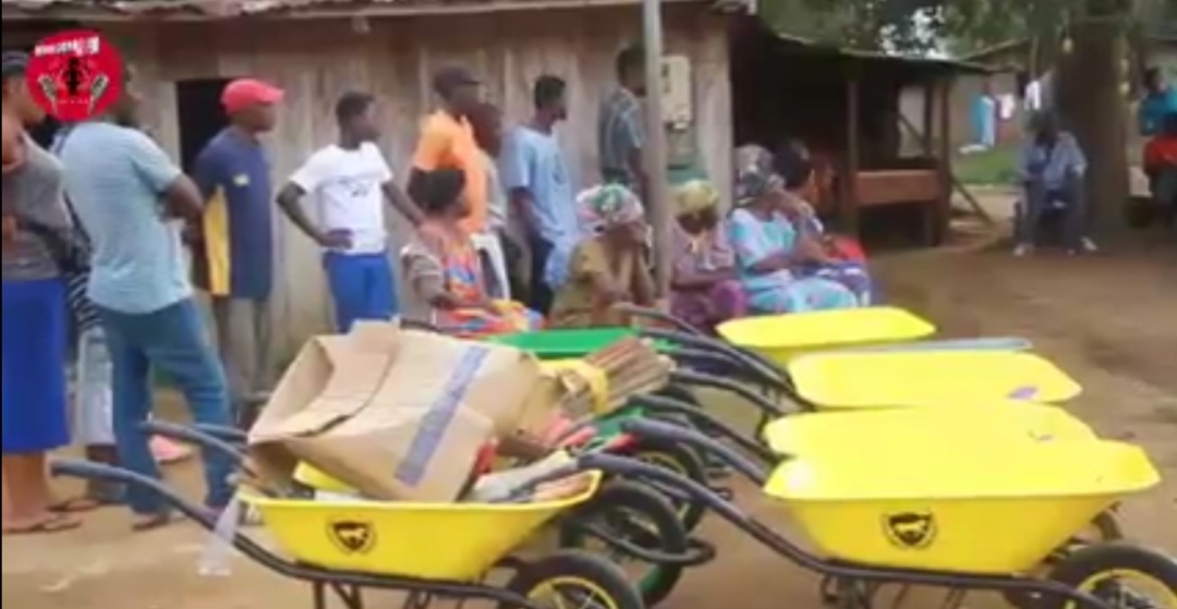 Ngounié/village Rembo1: 5 coopératives agricoles soutenues par Olam Palm