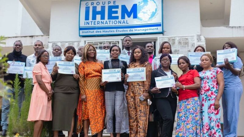 IHEM / séminaire de développement des capacités sur l&rsquo;archivage : Cérémonie de remise d’attestations de participation